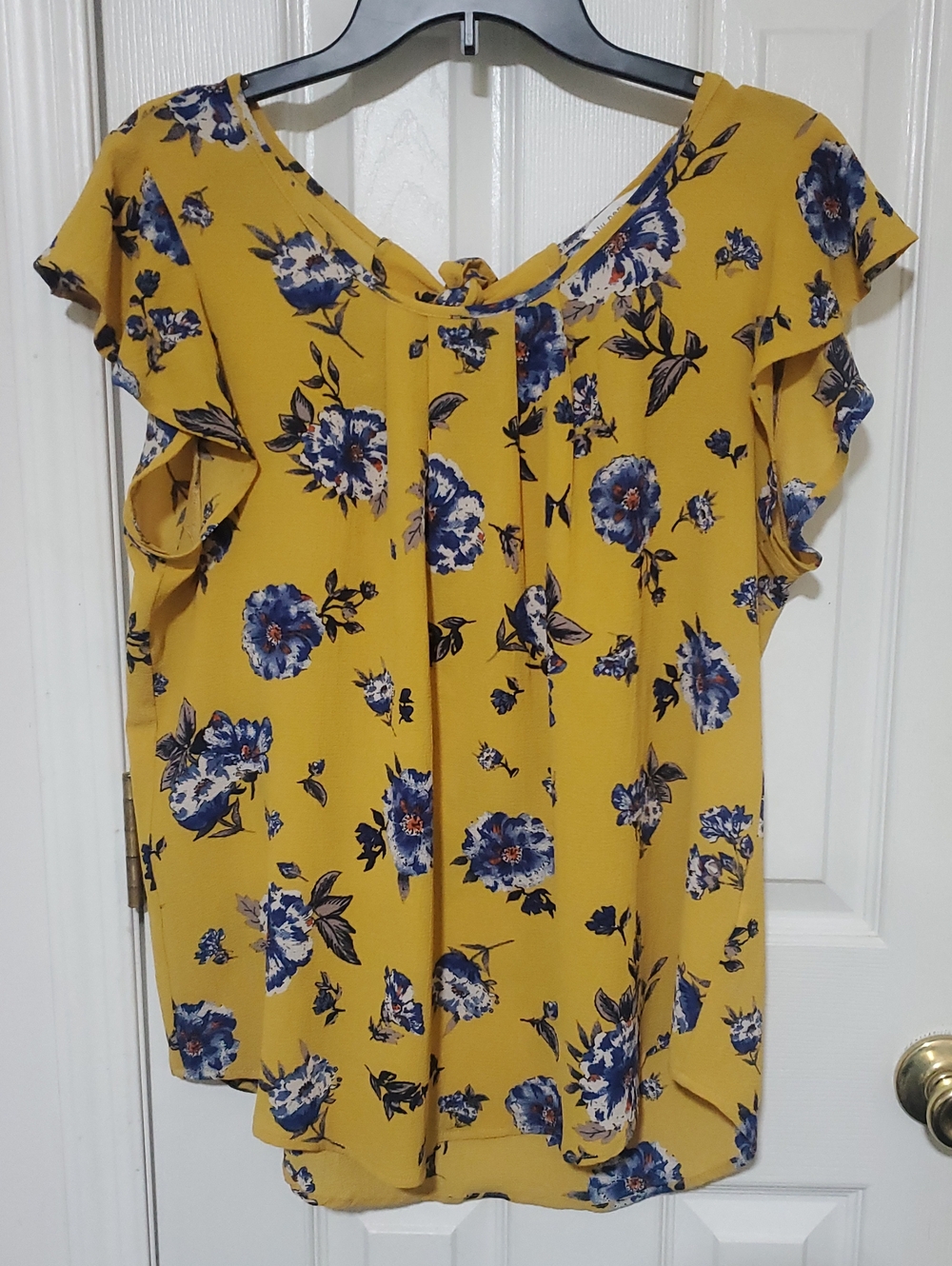EUC Blu Pepper Blouse